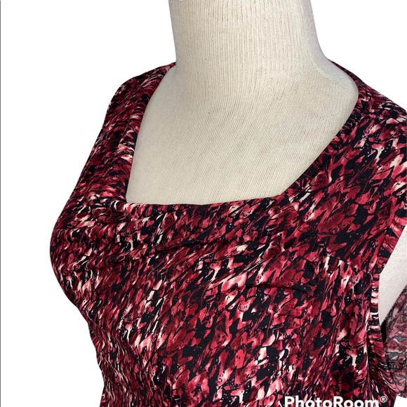1XL Sleeveless cowl neck top - Picture 3 of 6